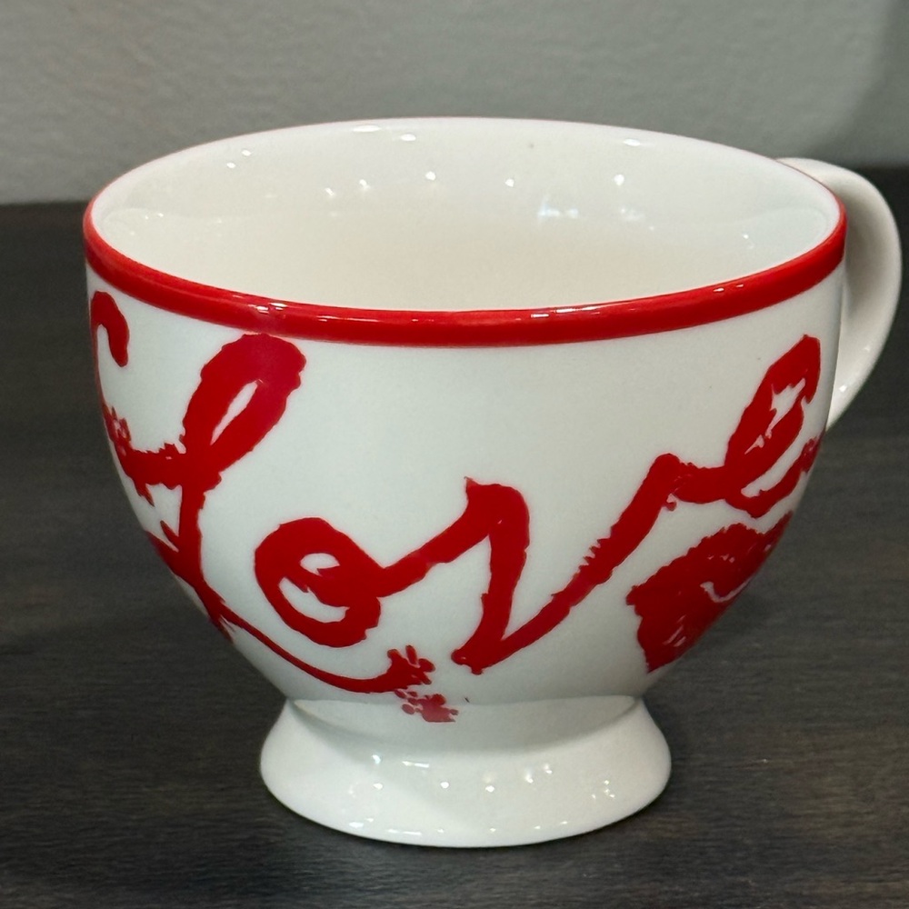 Brighton Red and White Love Mug